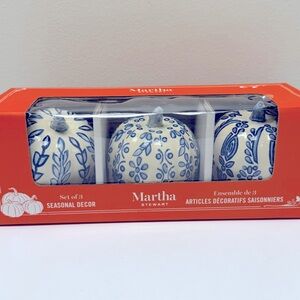 NIB Set of 3 Martha Stewart Ceramic Blue & White Pattern Pumpkins